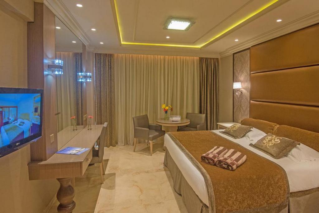 ad_adams_beach_hotel_5